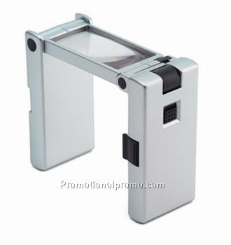 Lupa flashlight/reading light