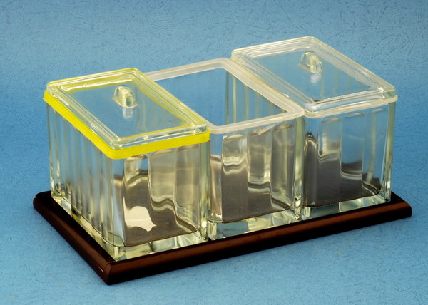 storage jar set with glass lid 
  
   
     
    