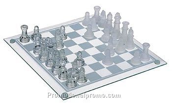 GLASS CHESS SET