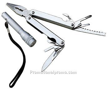 MULTI-TOOL WITH TORCH