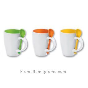 PORCELAIN CUP WITH SPOON