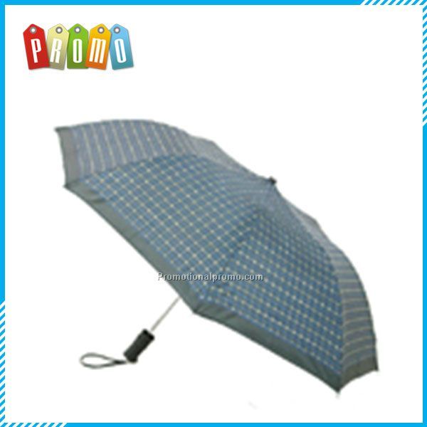 2 folded Umbrella