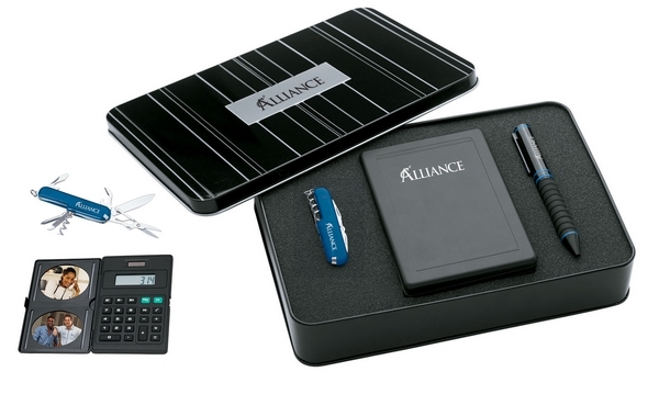 Ballpoint Pen / 11 Function Knife / Dual Photo Calculator Giftset