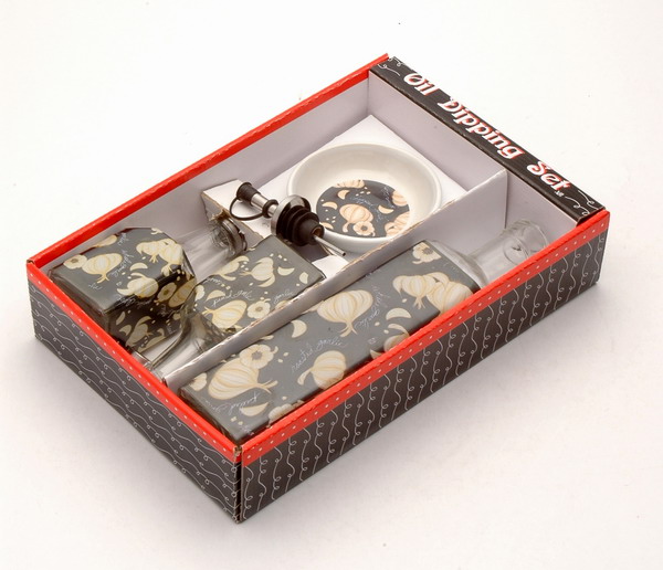 cruet set with decal
  
   
     
    