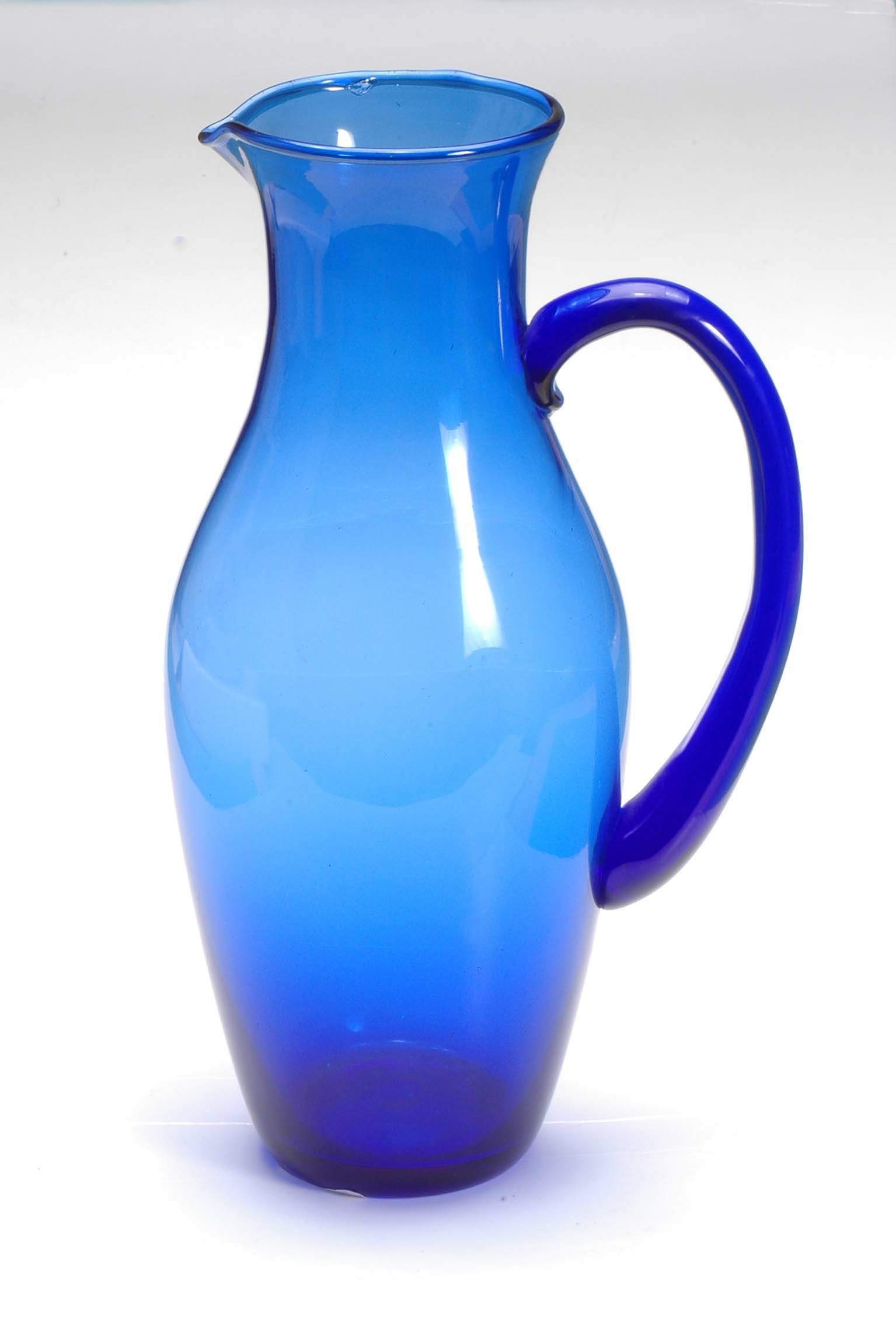 Pitchers and decanters 
  
   
     
    