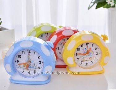 PlASTIC ALARM CLOCK
