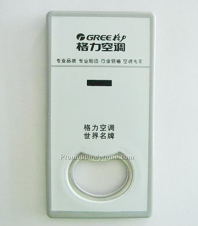 Magnet bottle opener