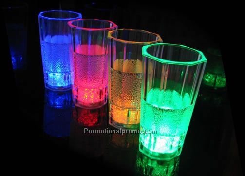 Glowing cup/Flashing cup