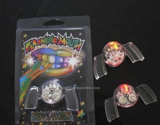 Flashing Tooth, Glowing tooth in the dark