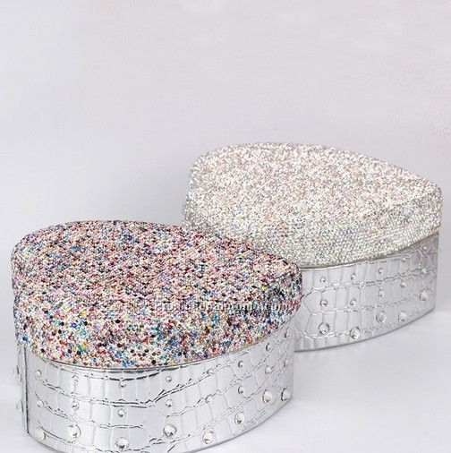 Bing makeup box with mirror