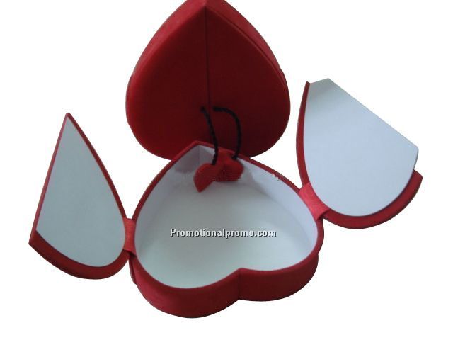 Heart-shaped box