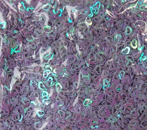 Hollow heart confetti