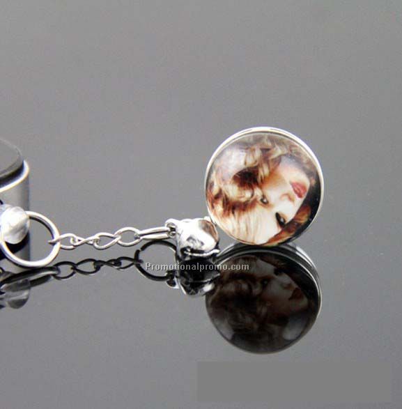 Creative mobile phone dustproof