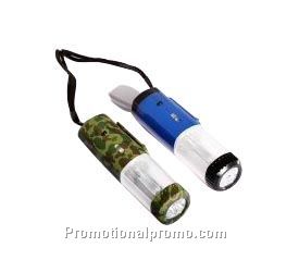 Camp Hand-crank Flashlight With FM Radio