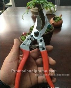 Gardening pruning shears