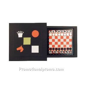 MAGNETIC CHESS