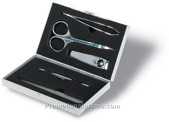 Manicure set in aluminium case