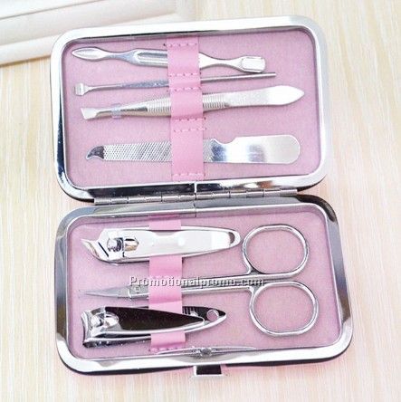Pink box set manicure nail clipper