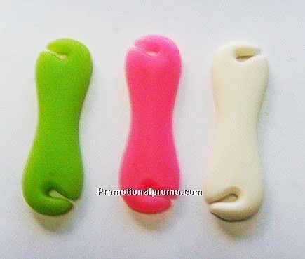 Dog bone shape winder