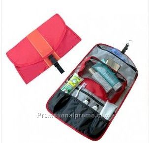Traveler Hanging Toiletry Bag