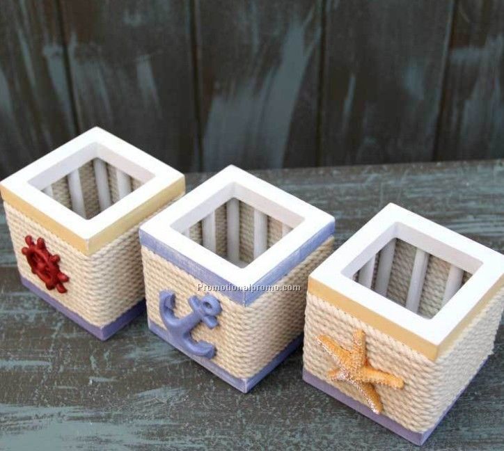 Wooden pen holder, pen holder