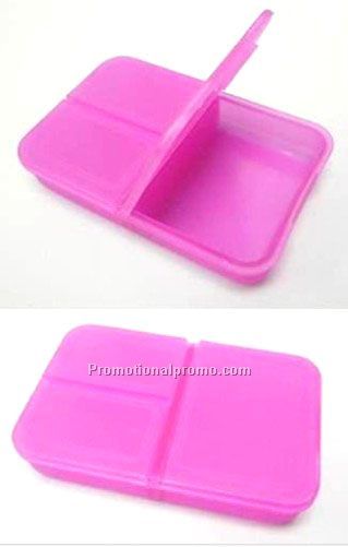 Plastic pill box with 3 divisions