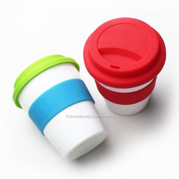 Plastic cup with silicone cup