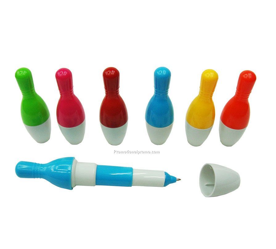 Retractable bowling pen