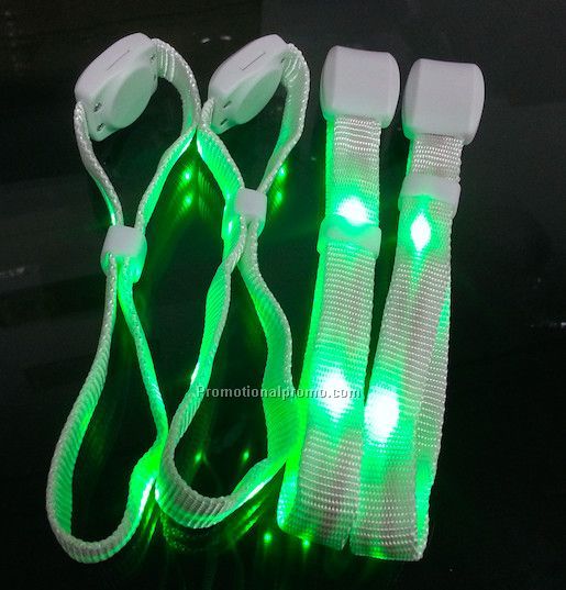 RGB Coloful Radio Control LED Bracelets with 5 lights