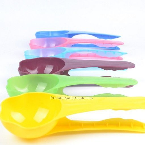 Pet food measuring spoon set