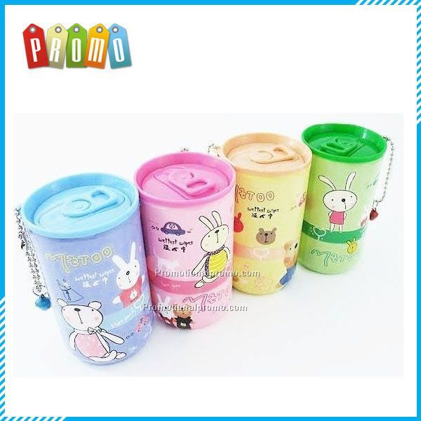 Portable cartoon canned wet paper towels