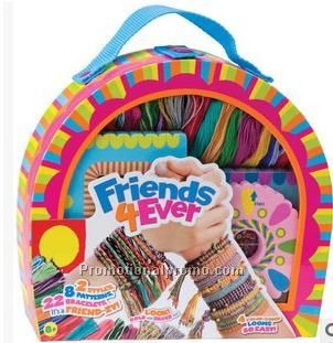 FRIENDSHIP BRACELET MAKING KIT