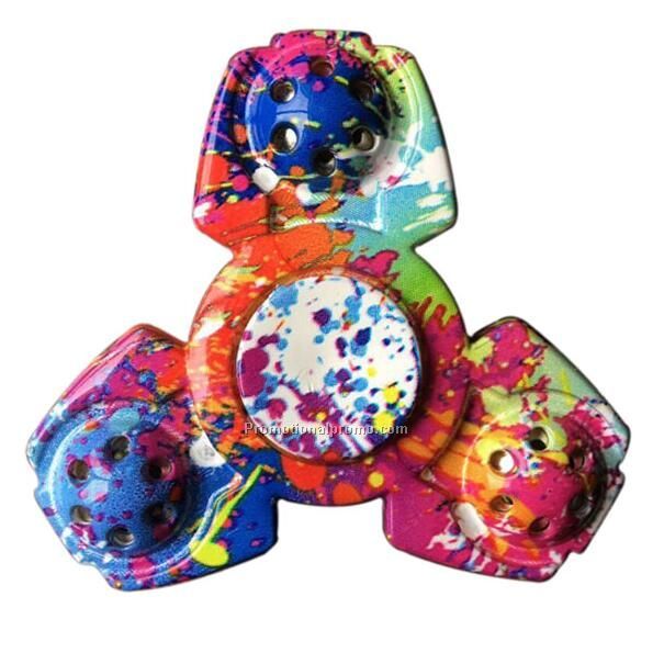 Creative hand tri-spinner