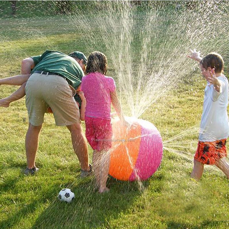 Inflatable sprinkler beach ball