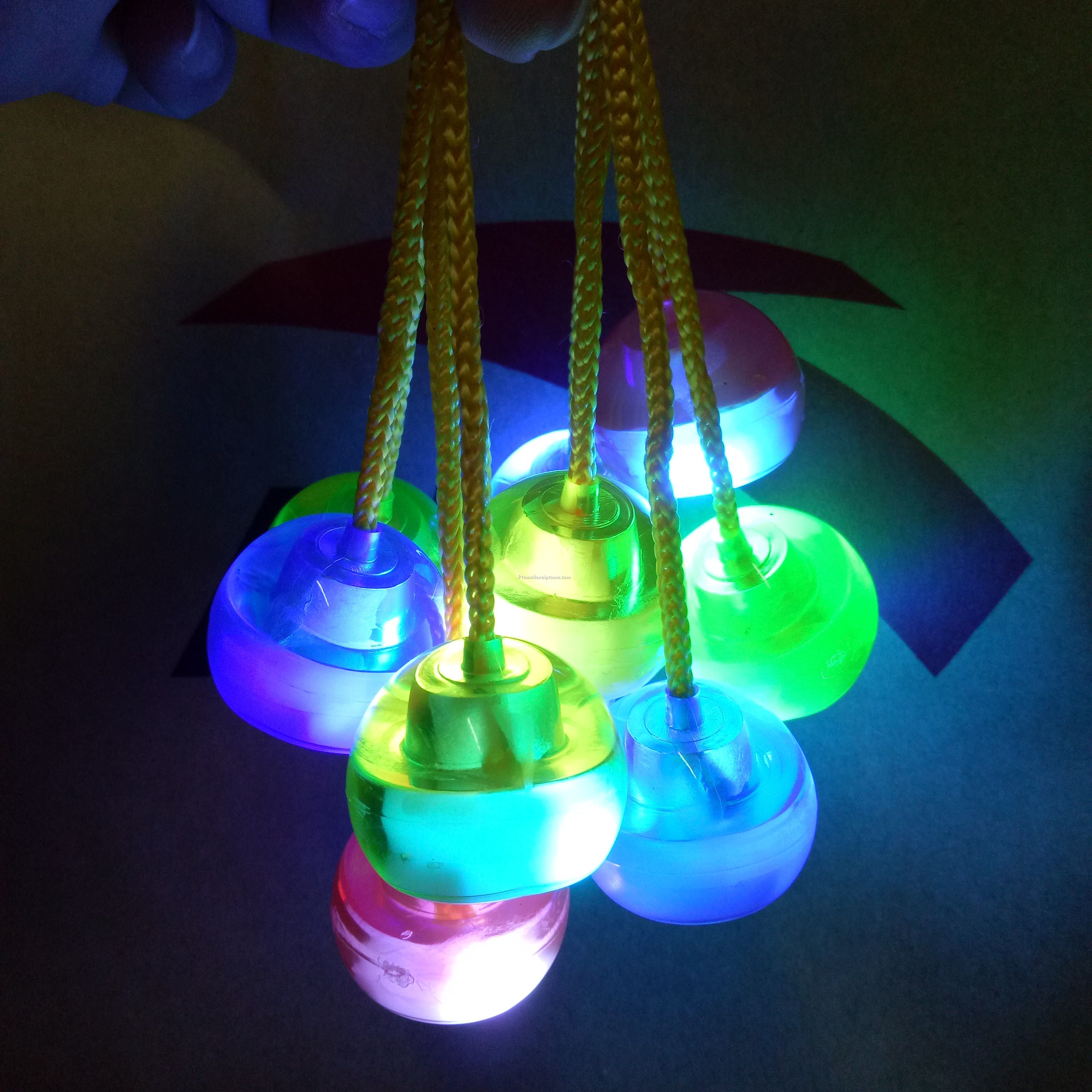 Newest Fidget Toys YOYO Thumb Chucks Finger Yoyo Ball with Light