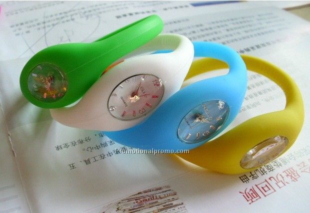 Quartz Watch with Silicone
