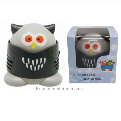 Owl desk cleaner/dust collector