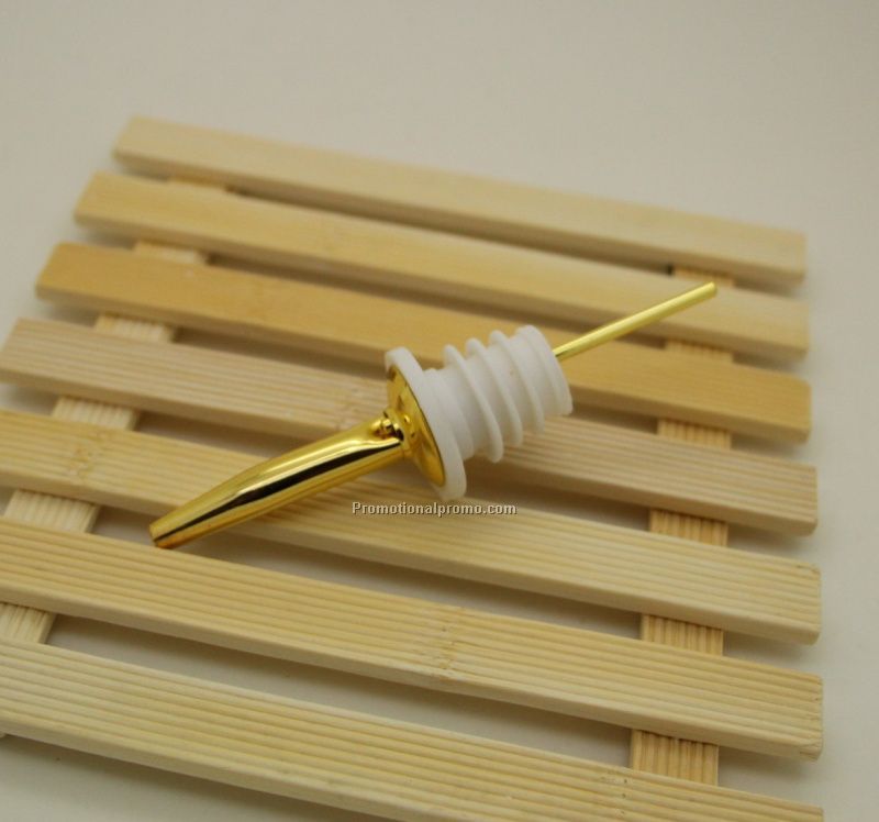 Bottle pourer with TPE plug