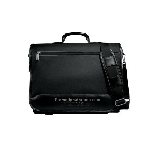 Dockers Classic Deluxe Compu-Saddle Bag