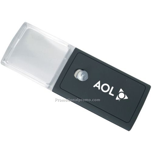 ILLUMINATED MAGNIFIER