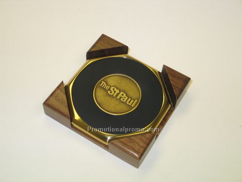 L/D WALNUT OCTAGON BRASS