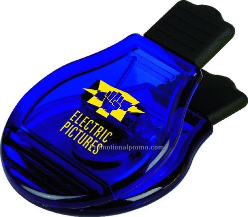 LIGHT BULB CLIP WITH MAGNET