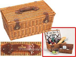 Luxury picnic basket