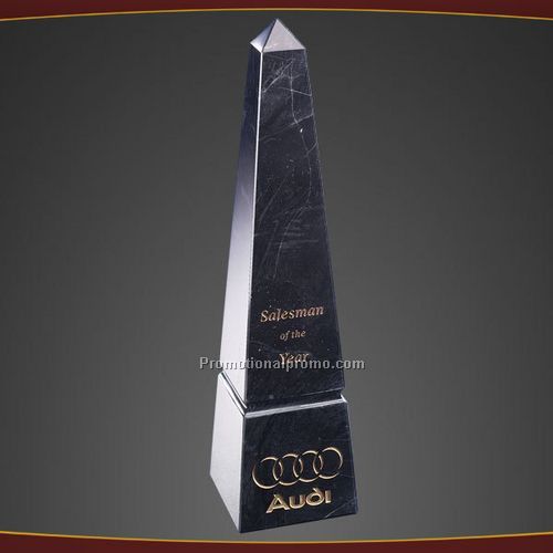 Obelisk With Groove