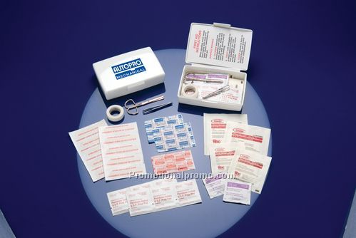 DELUXE FIRST AID KIT J-4000