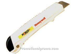 Snap off blade cutter