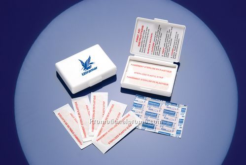 TRAVEL FIRST AID KIT J-2000