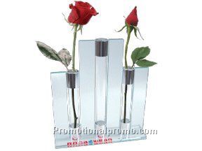 Triple bud vase
