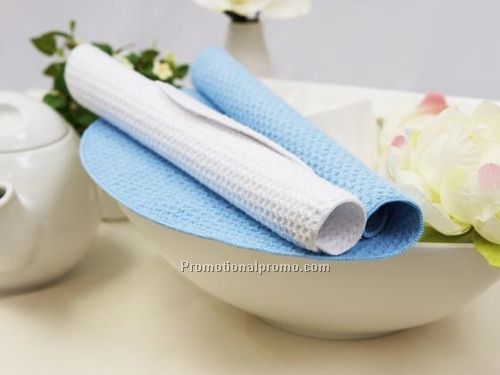 Everyday Living Classic Waffle Tea Towel