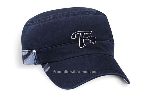 Low Fit, Military Cap, Washed Chino Twill with Camouflage Panel on Right Side, Contrasting Camouflag